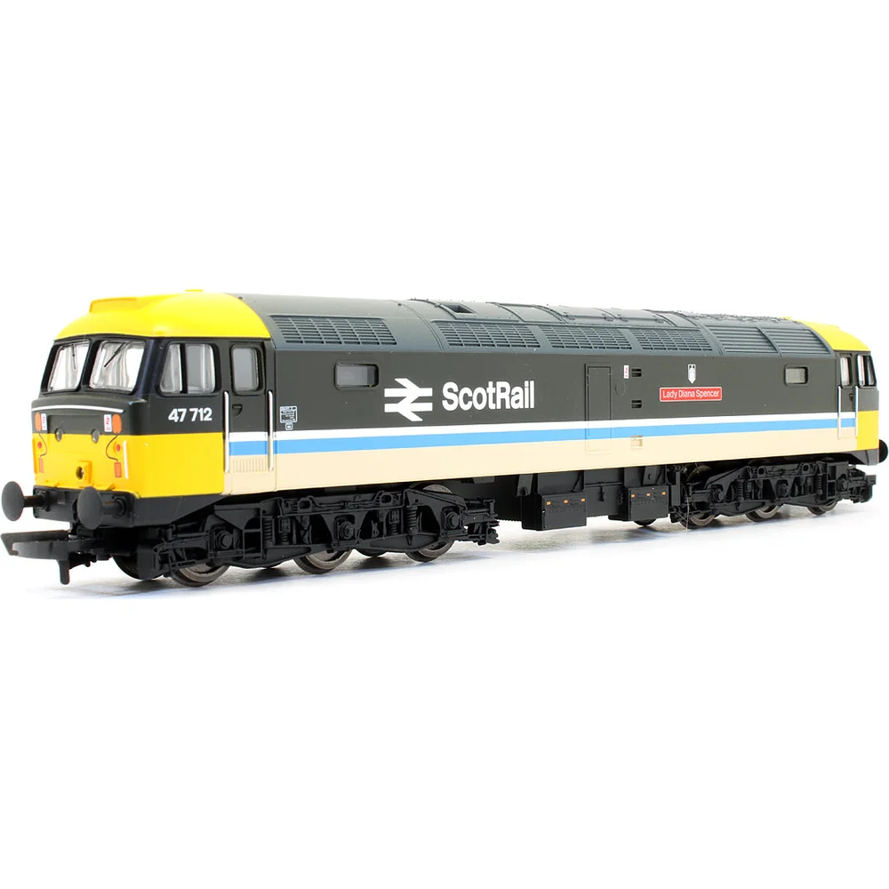 left-rear-three-quarter-view by Hornby