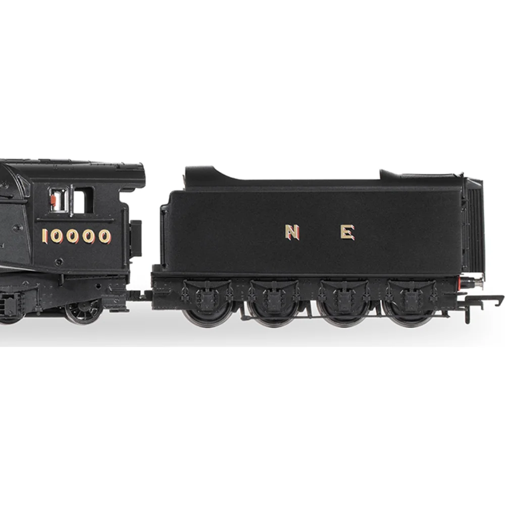 close-up-of-tender by Hornby