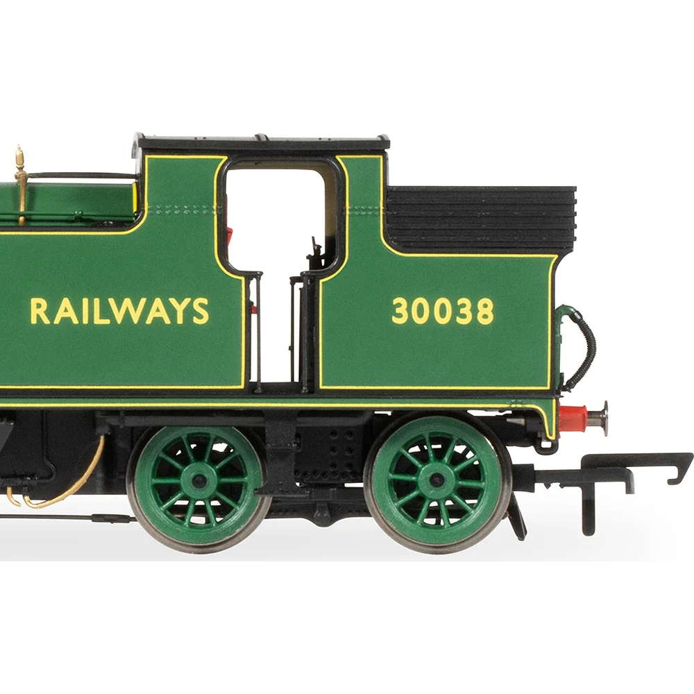 close-up-of-cab by Hornby