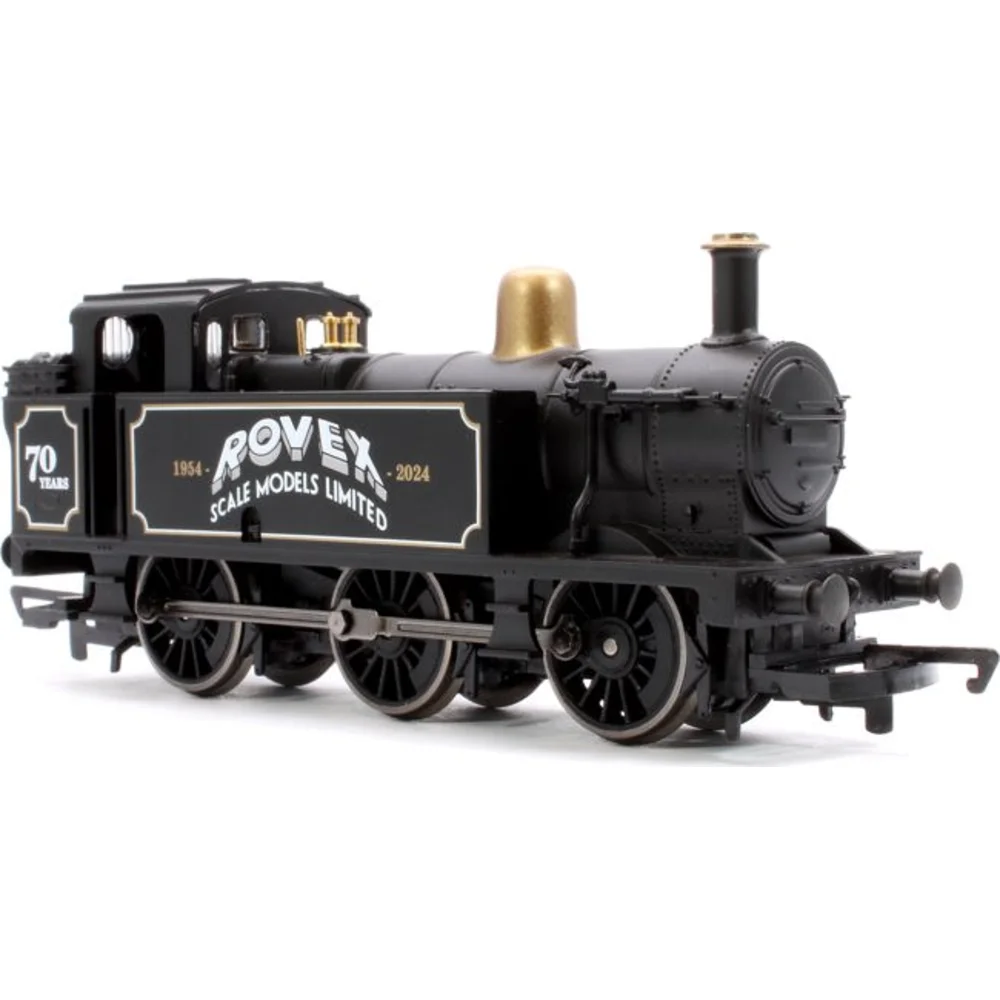 right-front-three-quarter-view by Hornby