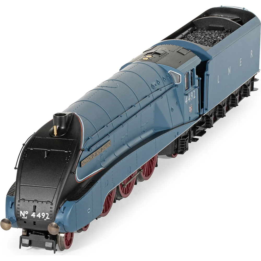 overhead-chassis-detail-view by Hornby