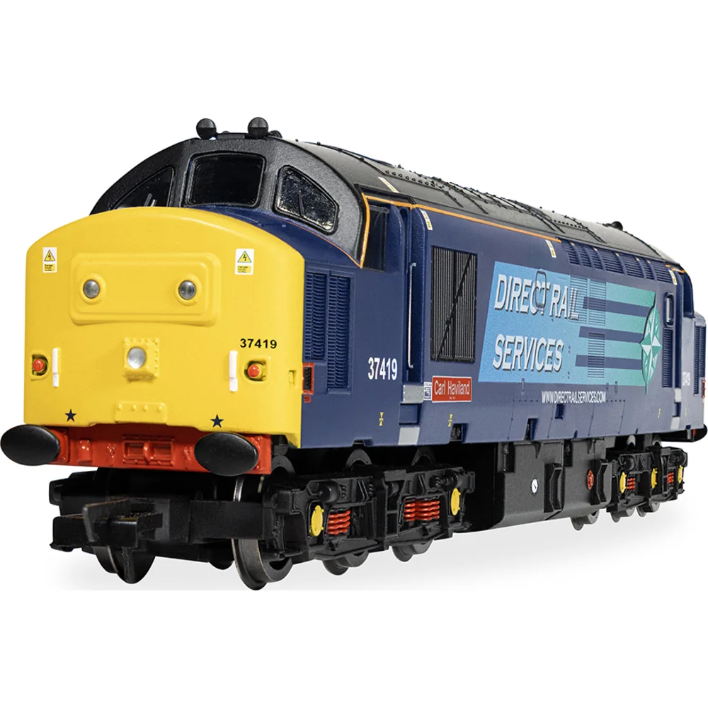 left-front-three-quarter-view by Hornby