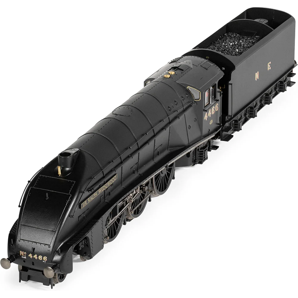 overhead-chassis-detail-view by Hornby