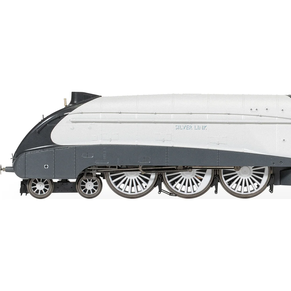 close-up-of-boiler by Hornby