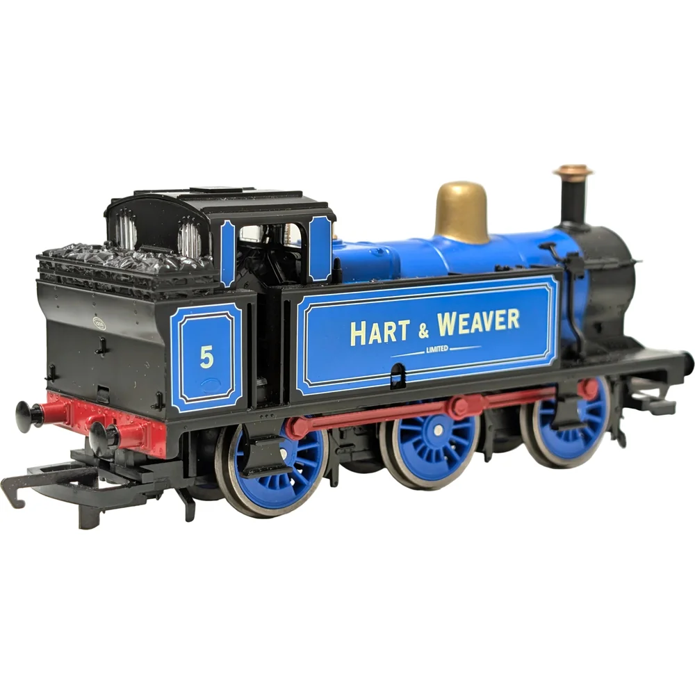 left-rear-three-quarter-view by Hornby