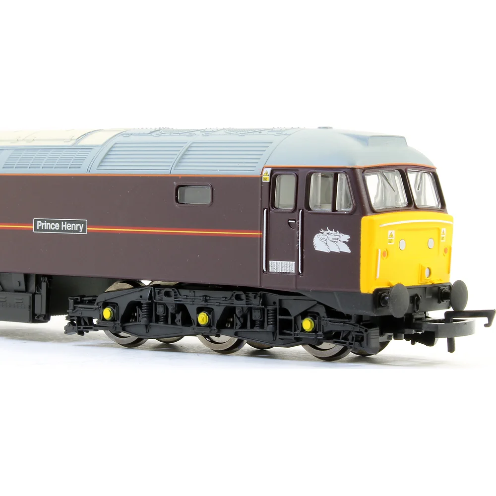 close-up-of-cab-right by Hornby