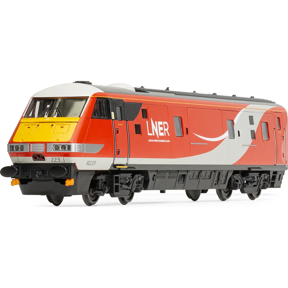 left-rear-three-quarter-view by Hornby