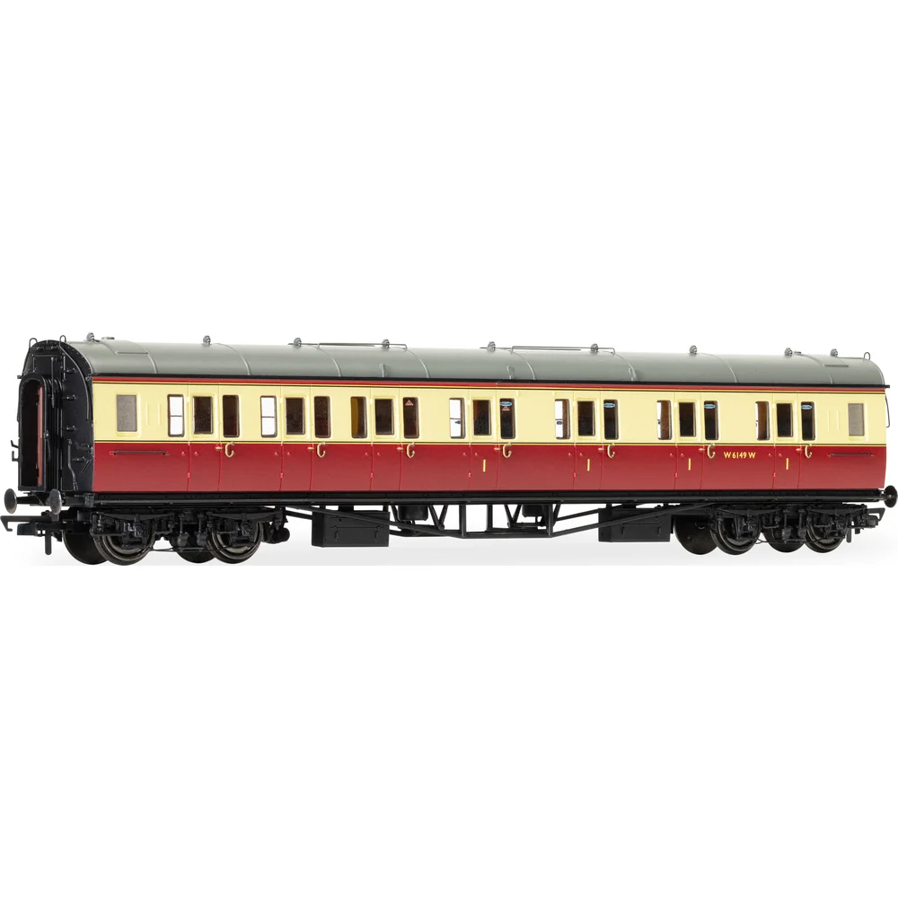 left-front-three-quarter-view by Hornby