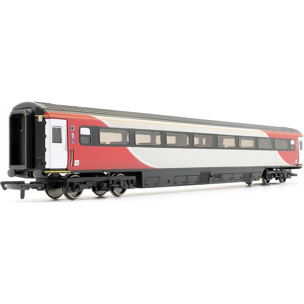 left-rear-three-quarter-view by Hornby