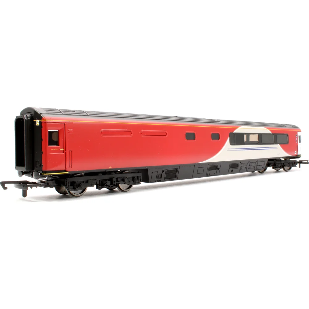 left-rear-three-quarter-view by Hornby