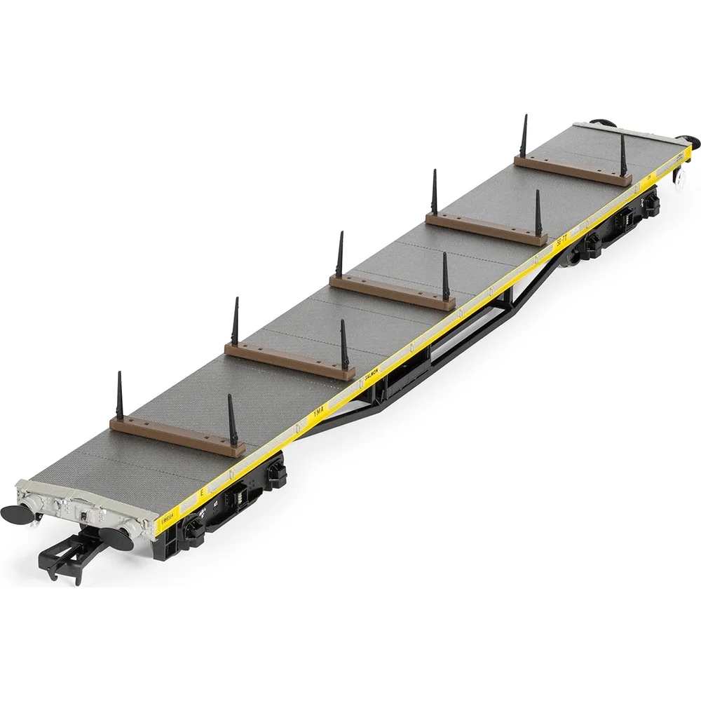 overhead-chassis-detail-view by Hornby