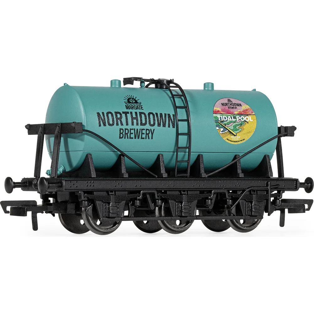 left-front-three-quarter-view by Hornby