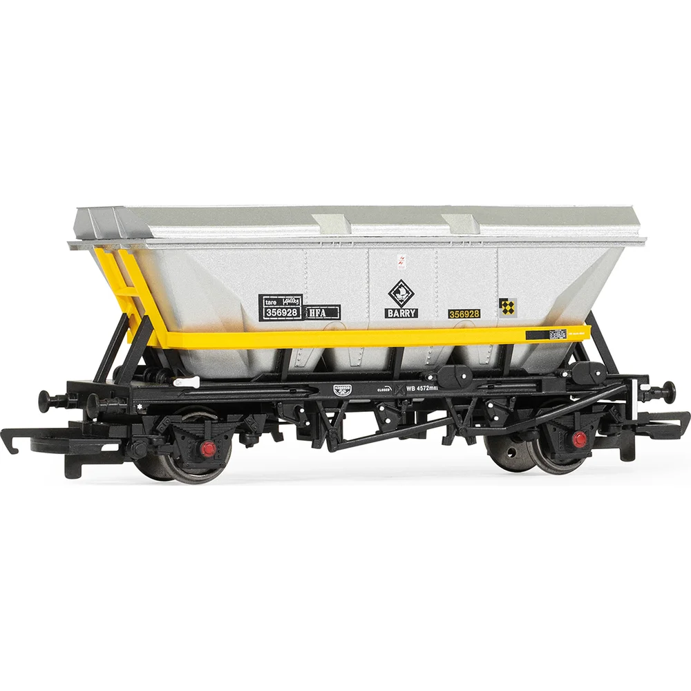 left-front-three-quarter-view by Hornby