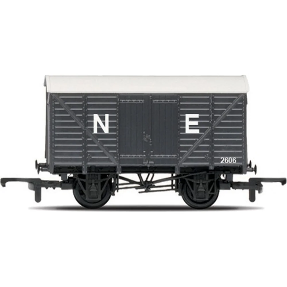 side-elevation by Hornby