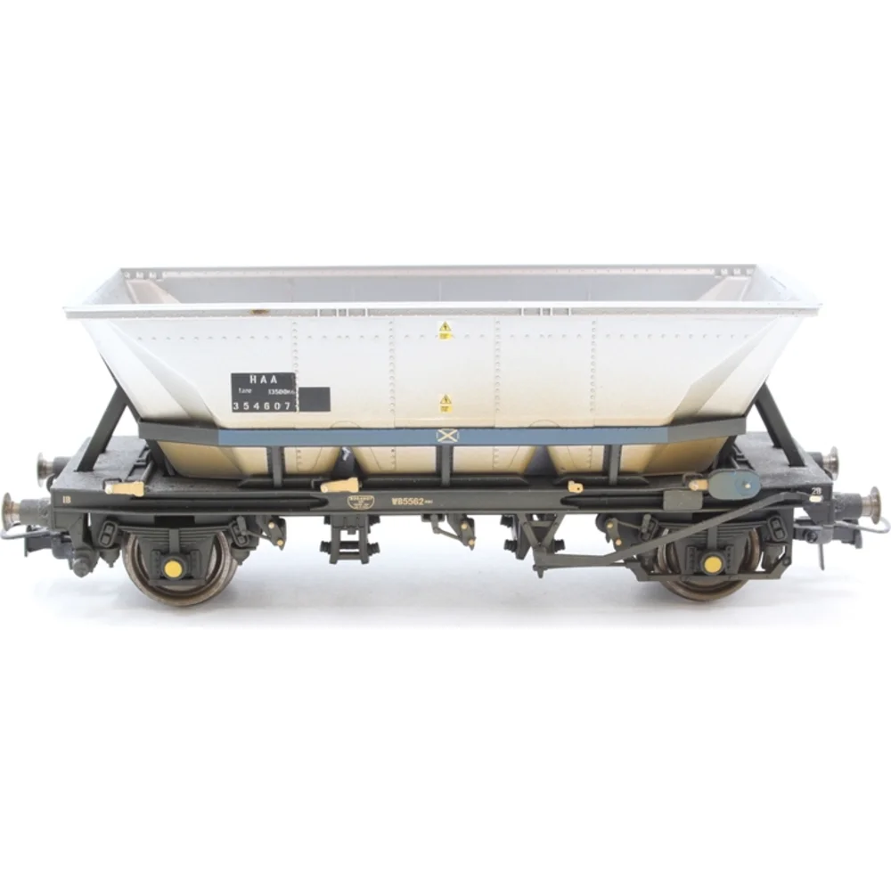 side-elevation by Hornby