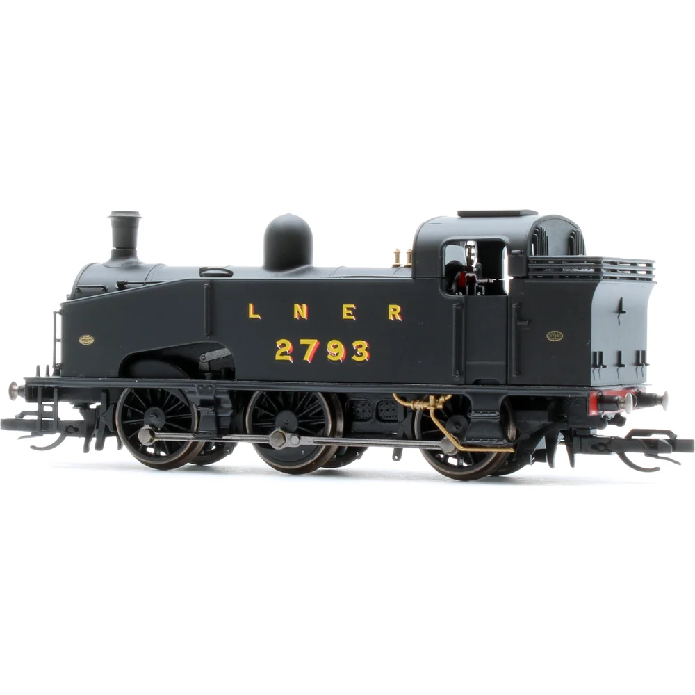 right-rear-three-quarter-view by Hornby