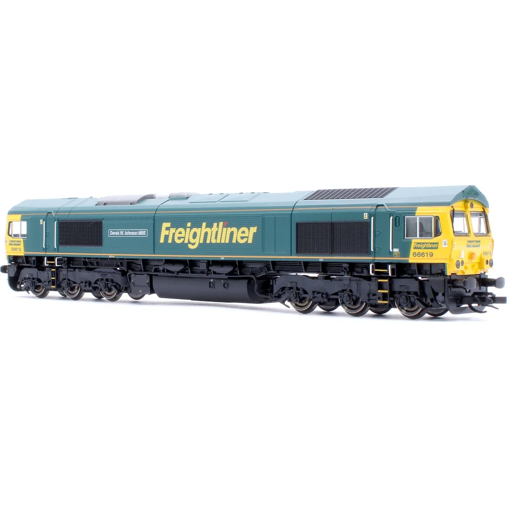 right-front-three-quarter-view by Hornby