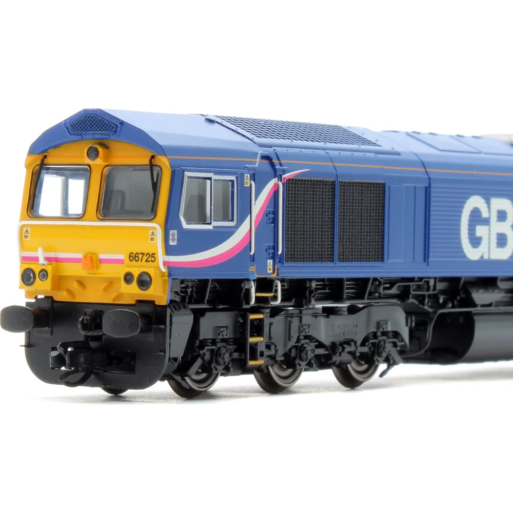 close-up-of-cab-left by Hornby