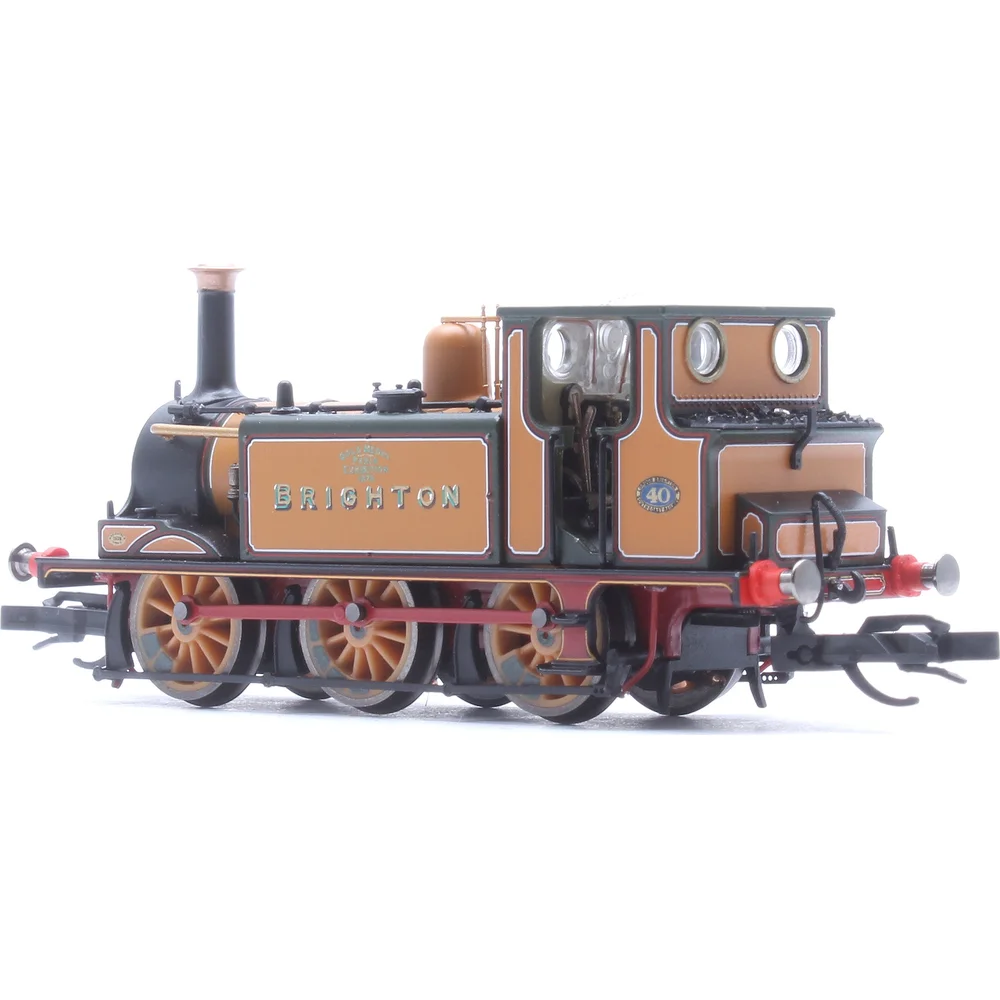 right-rear-three-quarter-view by Hornby