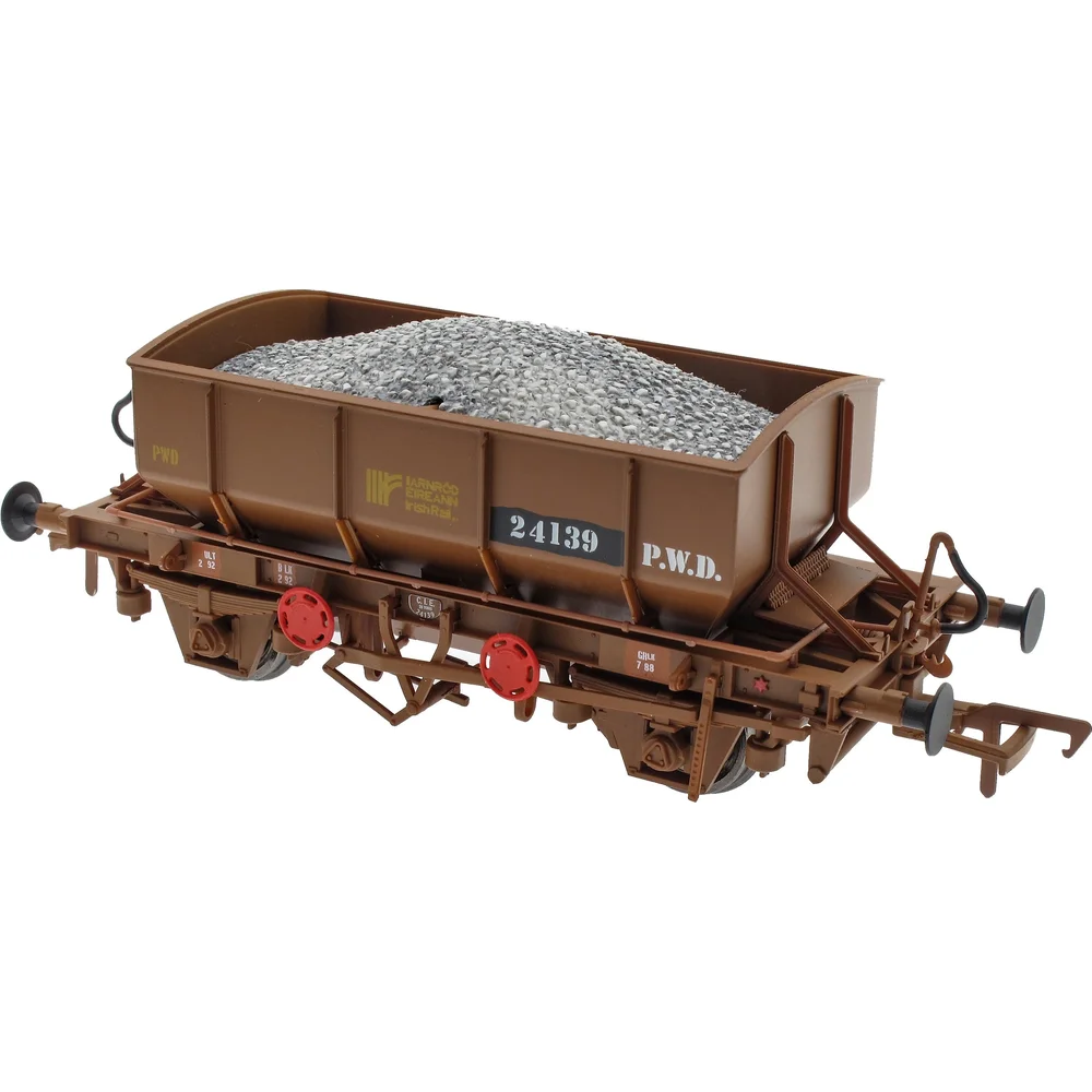 right-front-three-quarter-view by Irish Railway Models