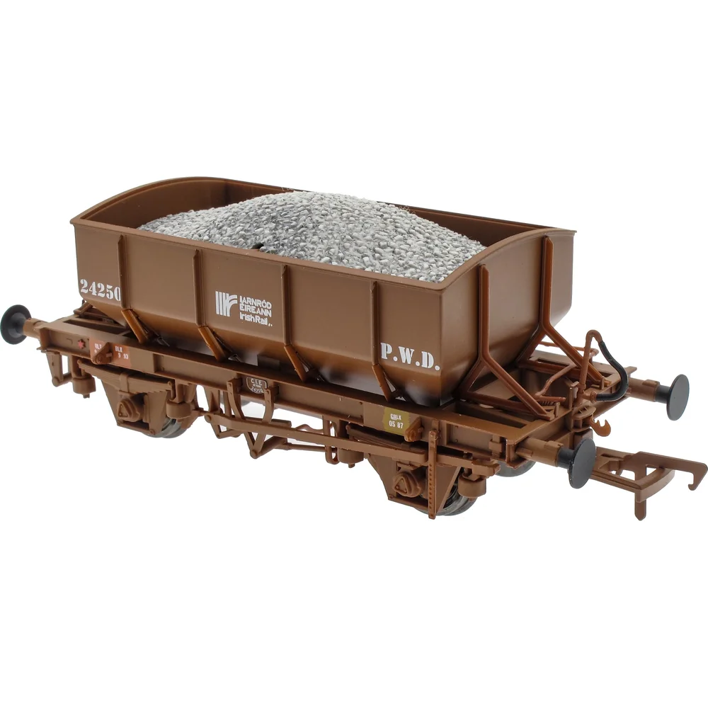 right-front-three-quarter-view by Irish Railway Models