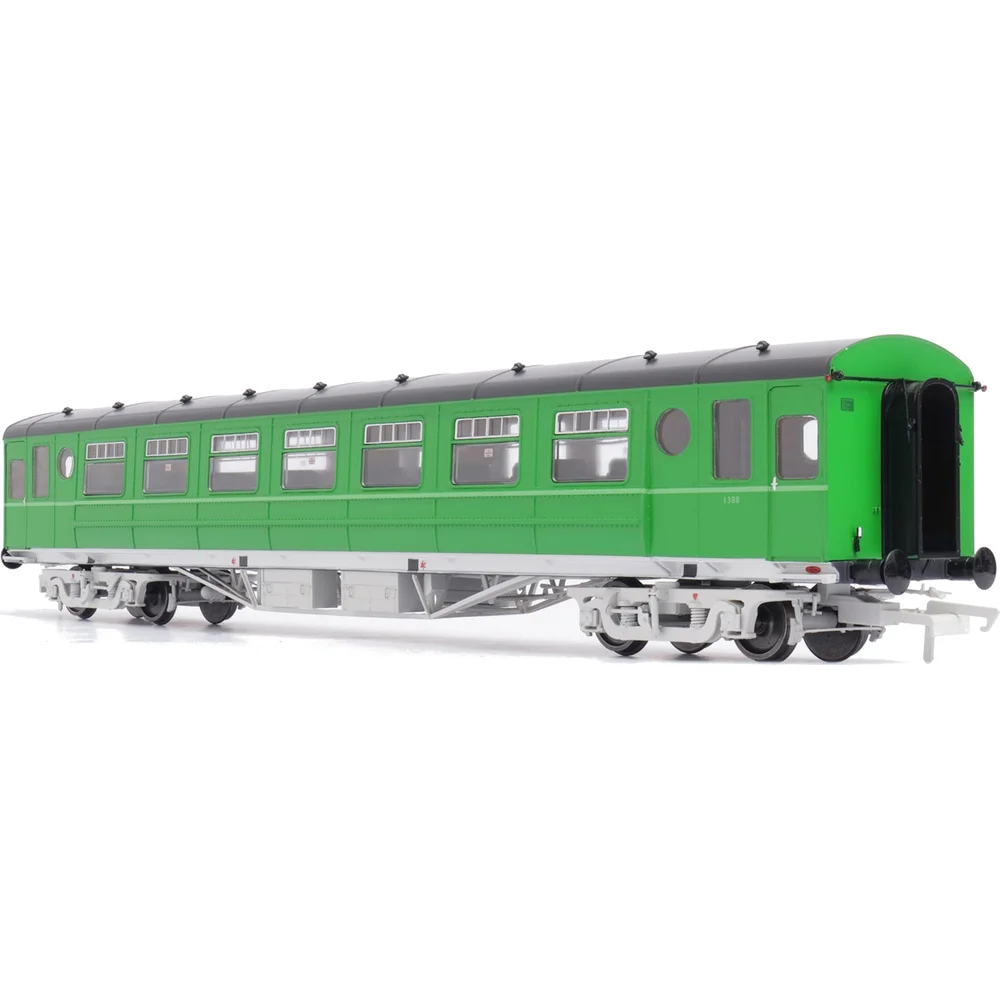 right-front-three-quarter-view by Irish Railway Models
