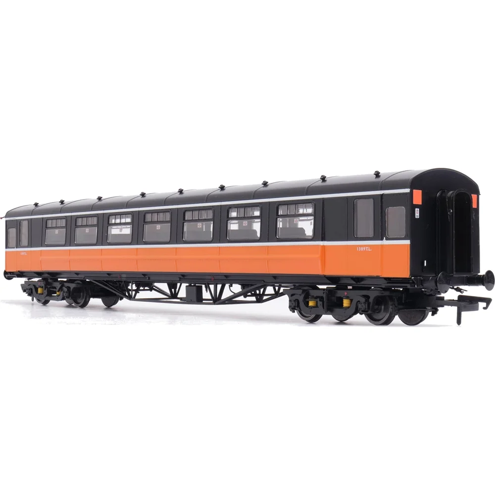 right-front-three-quarter-view by Irish Railway Models