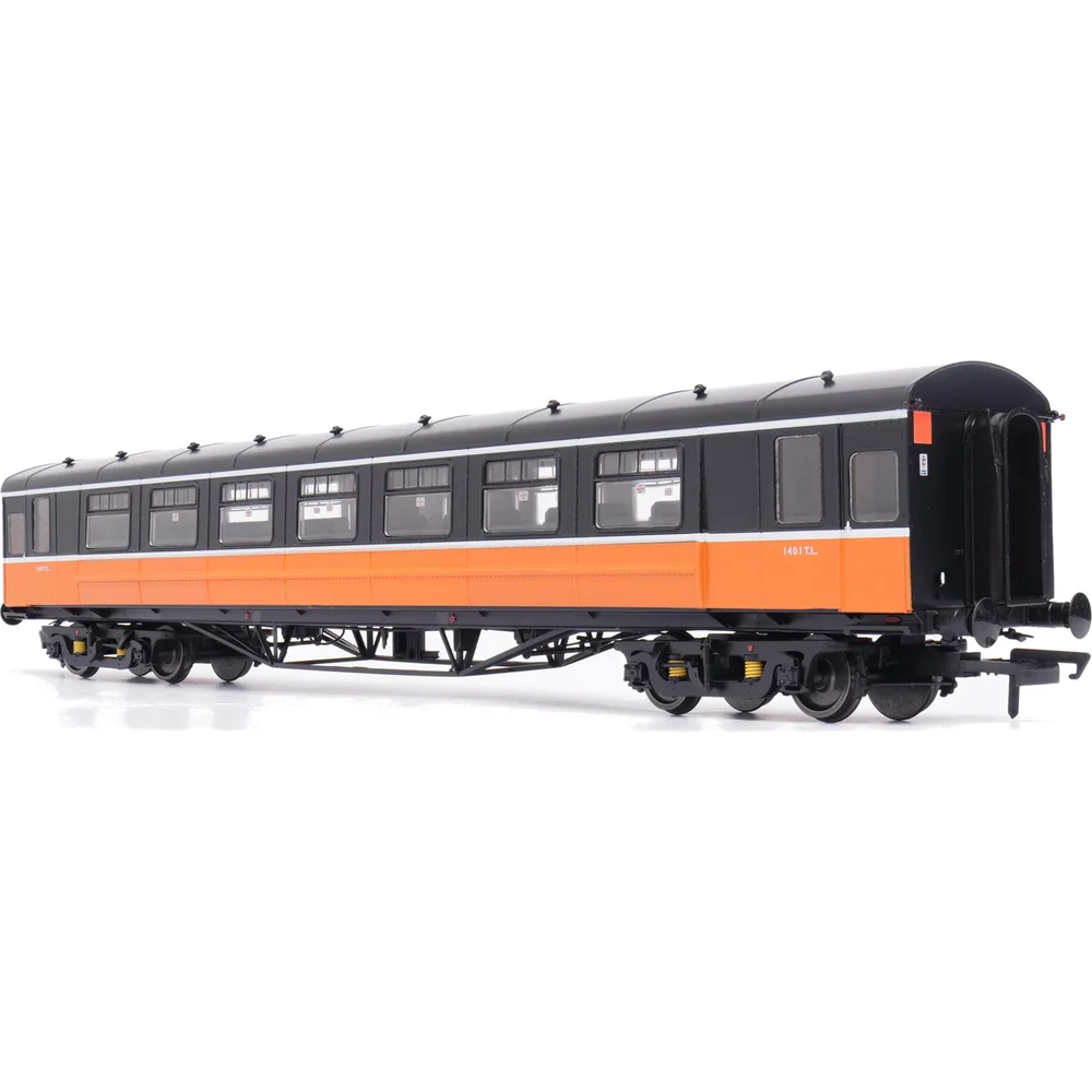 right-front-three-quarter-view by Irish Railway Models