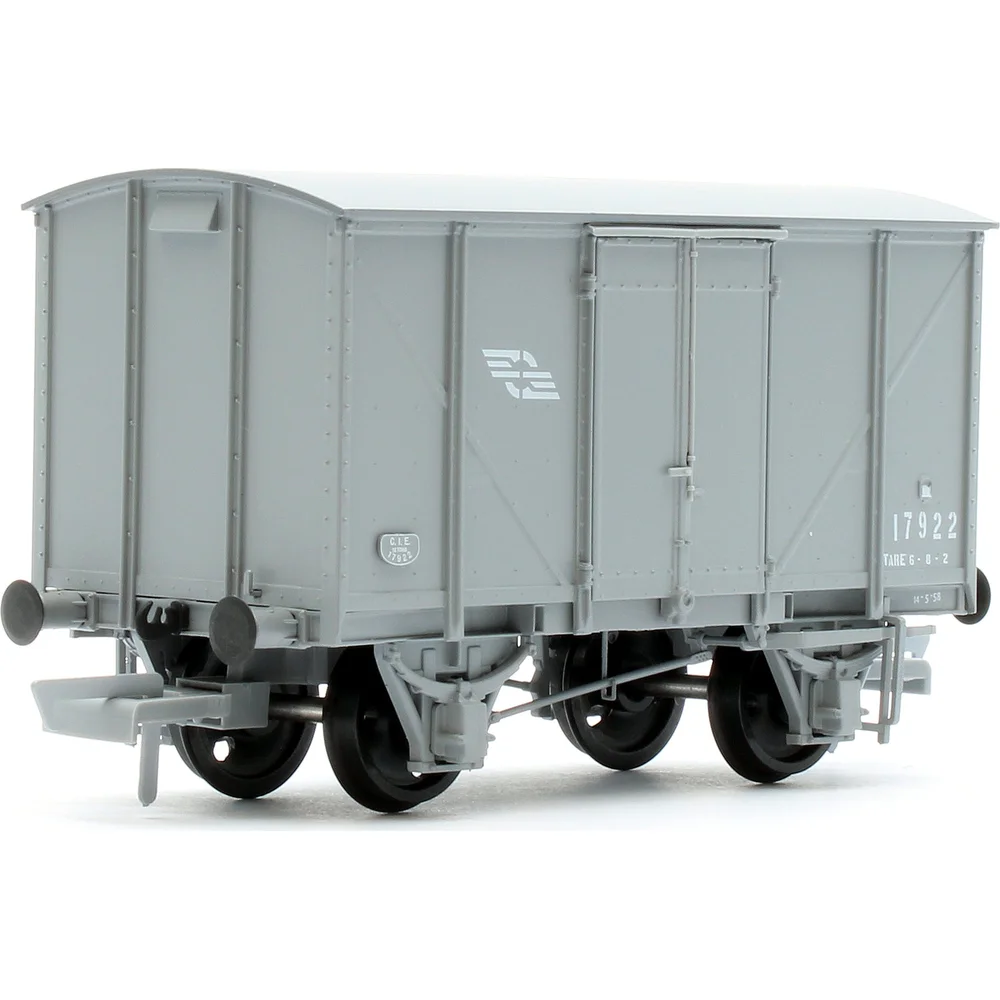 left-rear-three-quarter-view by Irish Railway Models