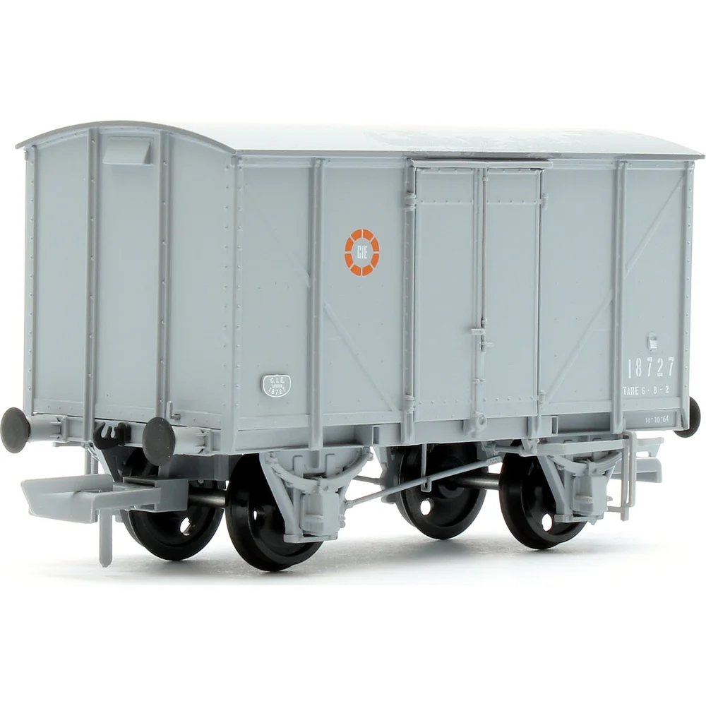 left-rear-three-quarter-view by Irish Railway Models