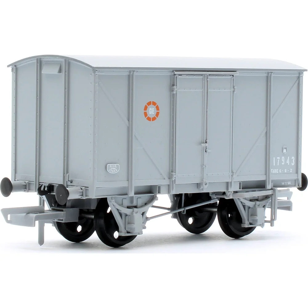 left-rear-three-quarter-view by Irish Railway Models