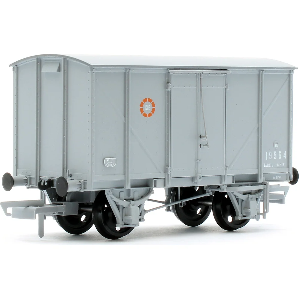 left-rear-three-quarter-view by Irish Railway Models
