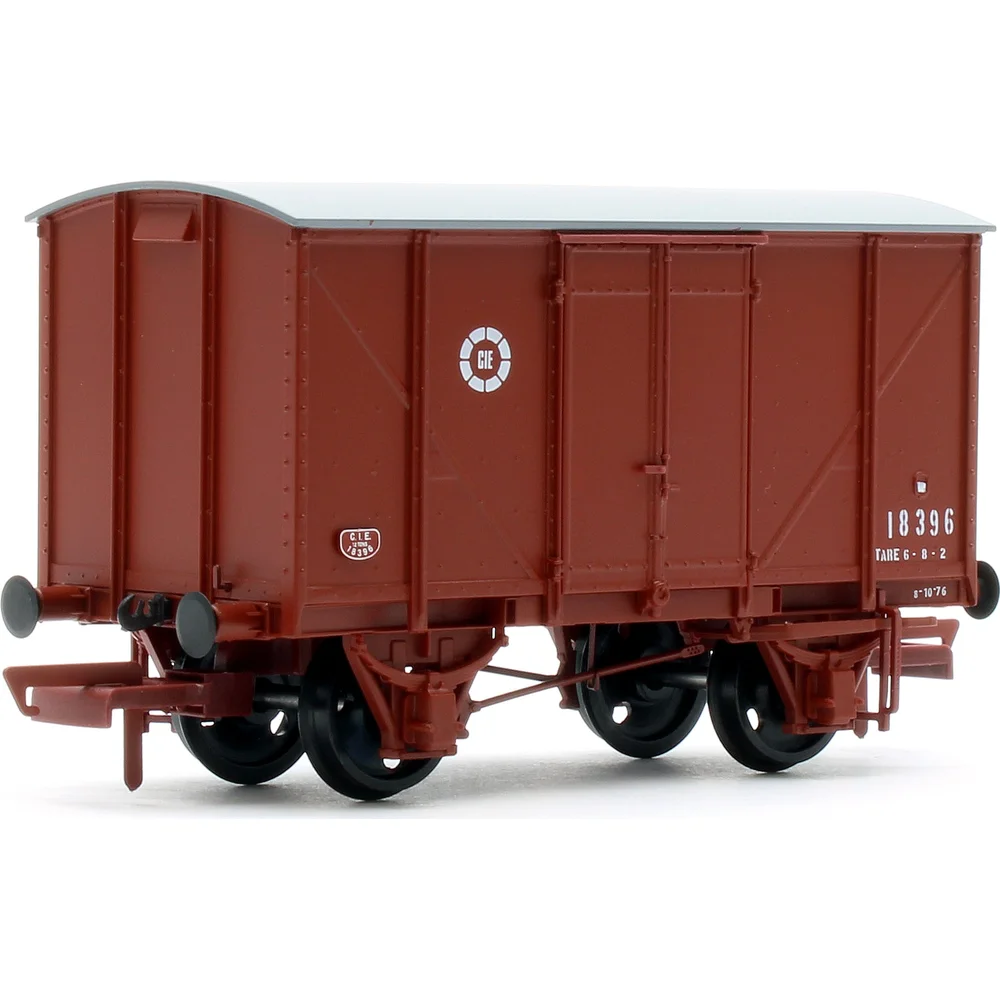 left-rear-three-quarter-view by Irish Railway Models