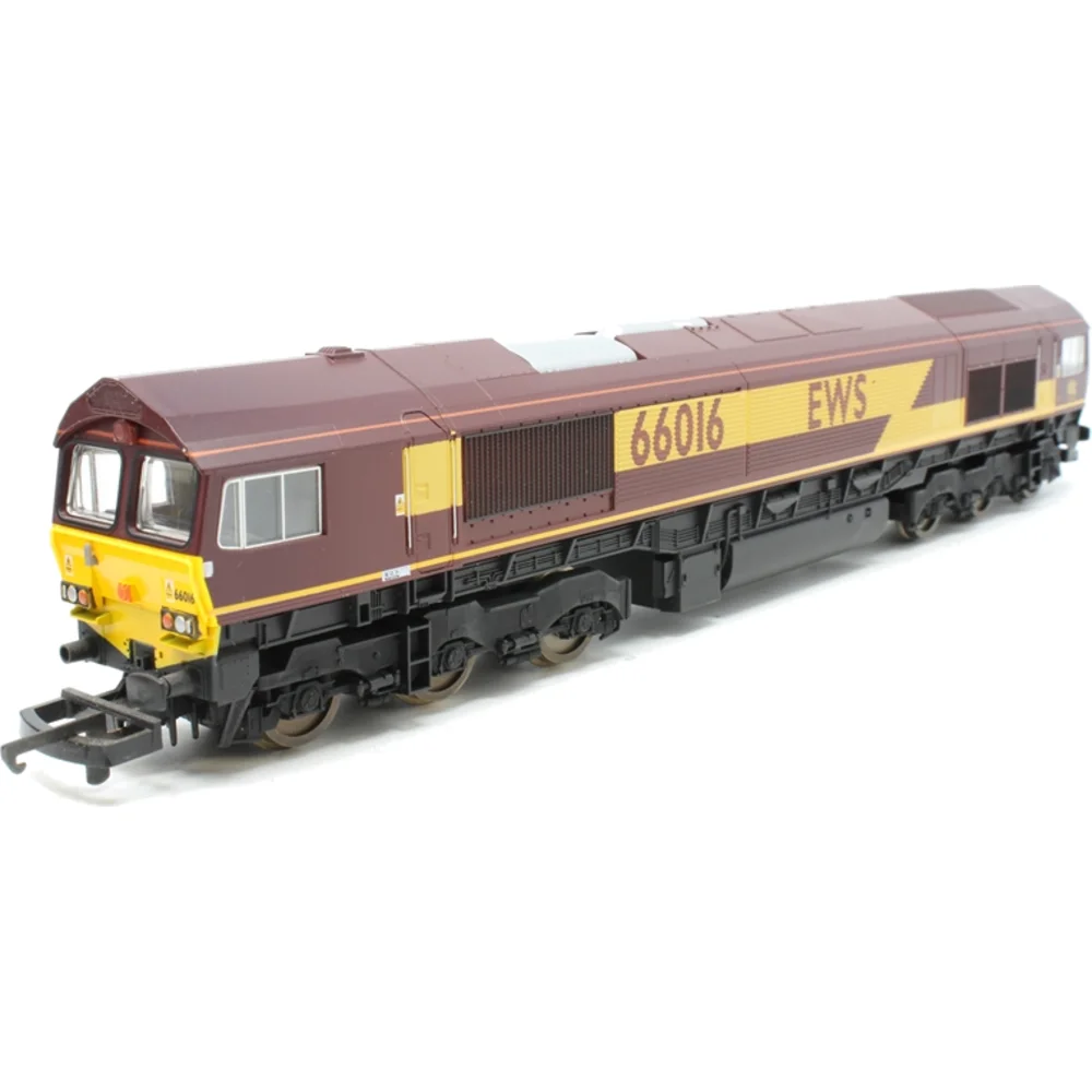 British Rail Class 66, English, Welsh & Scottish Railway (Maroon & Gold)