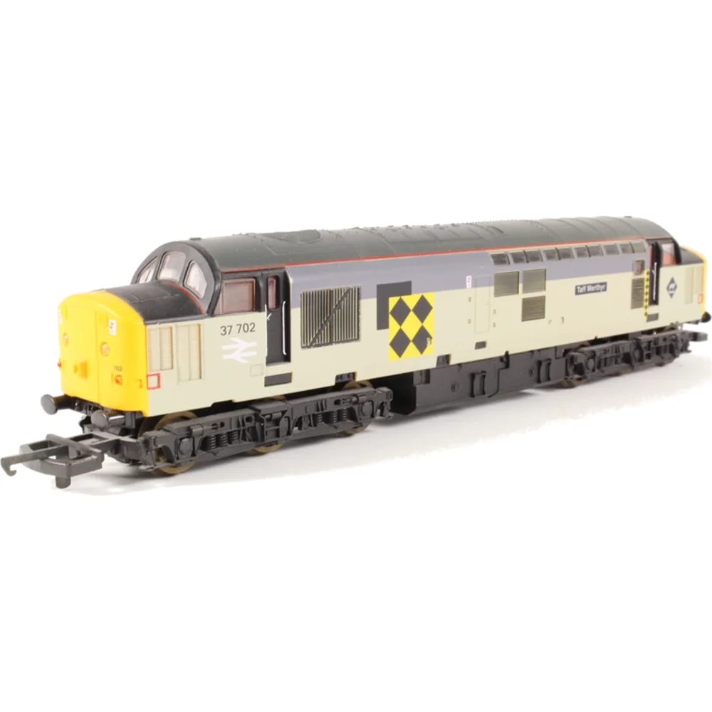 British Rail Class 37, British Rail (Railfreight Triple Grey)