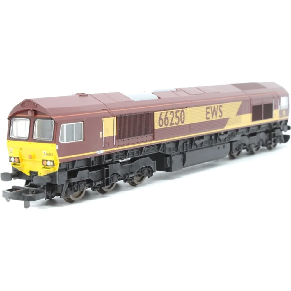 British Rail Class 66, English, Welsh & Scottish Railway (Maroon & Gold)