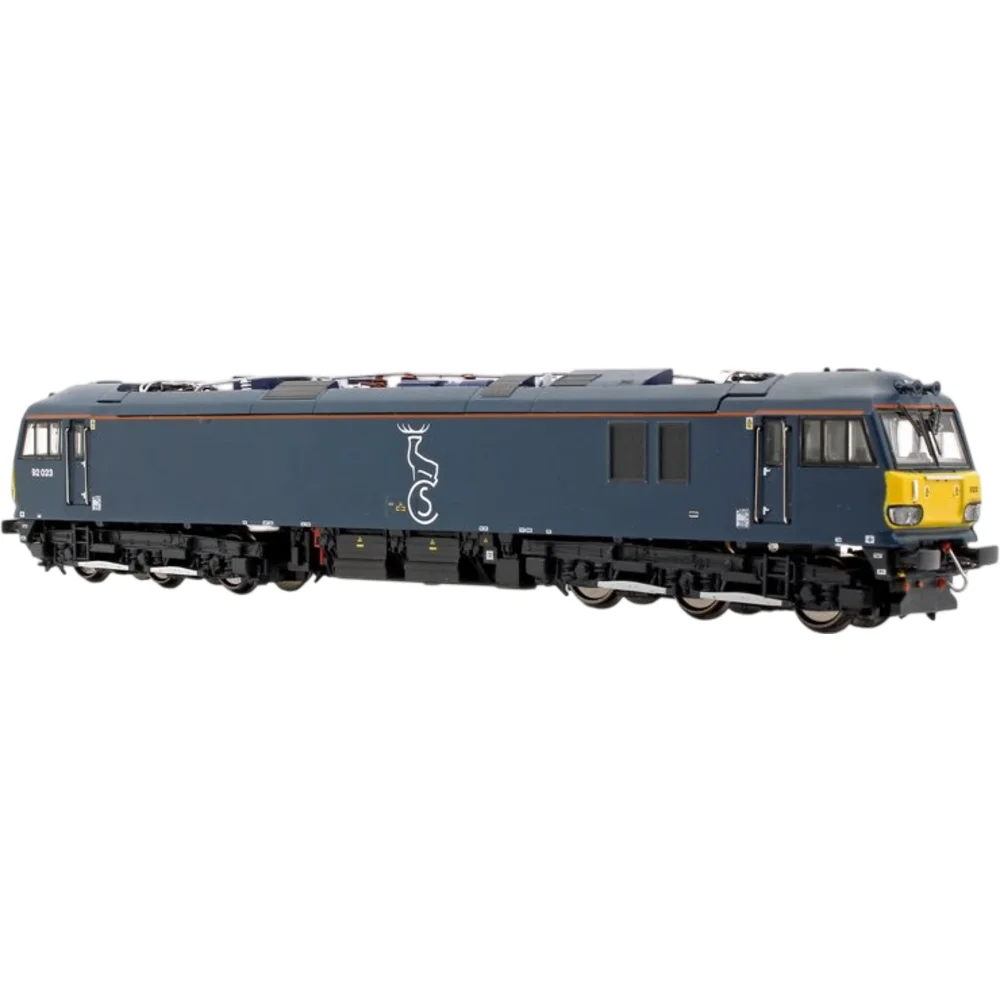 Right Front Three Quarter View by Revolution Trains