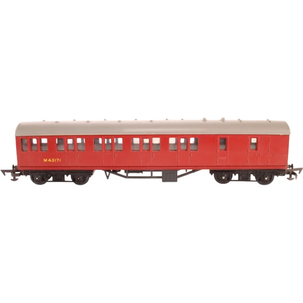 Tri-ang R.120 — Side Elevation Left Direction by Tri-ang