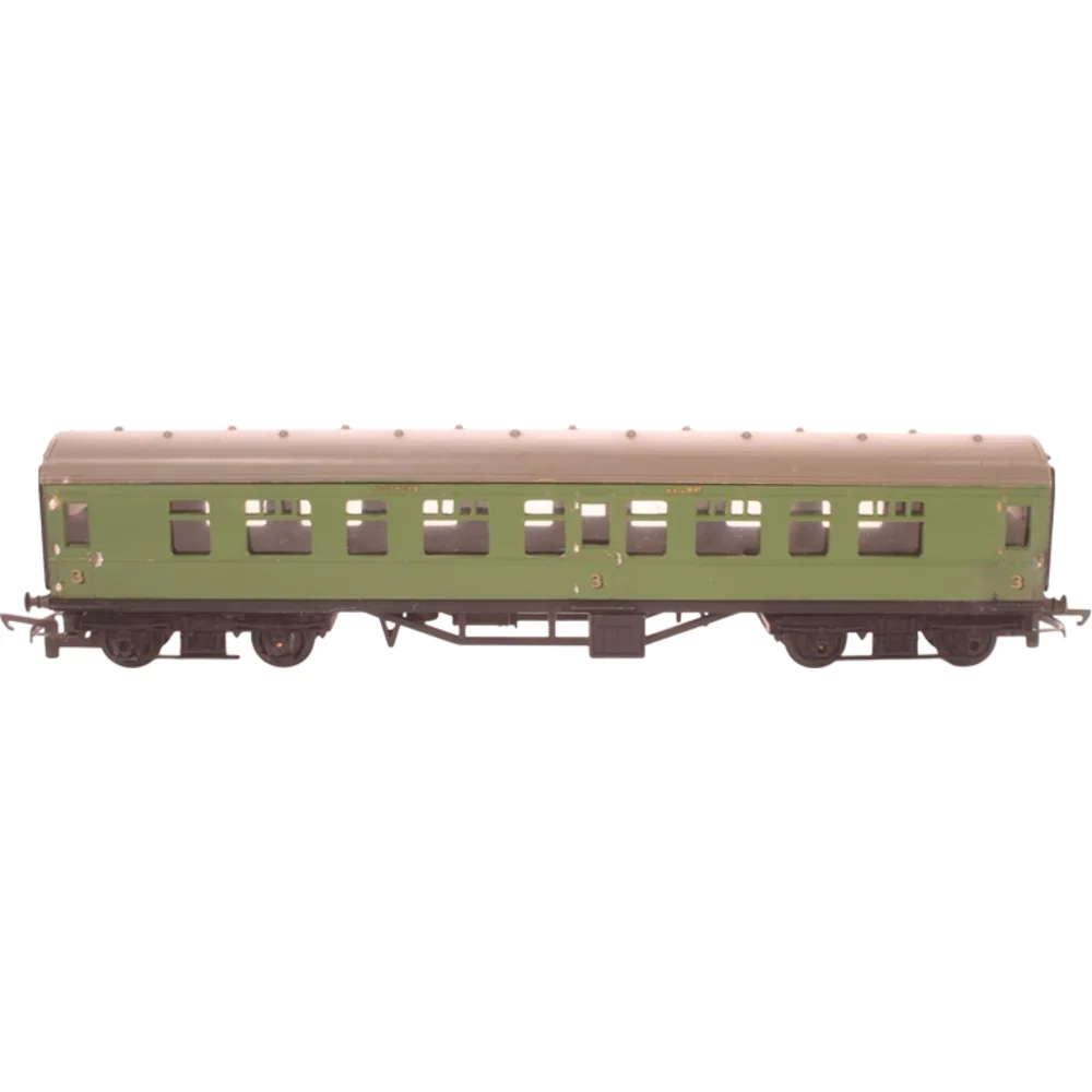 Tri-ang R.221 — Side Elevation Left Direction by Tri-ang