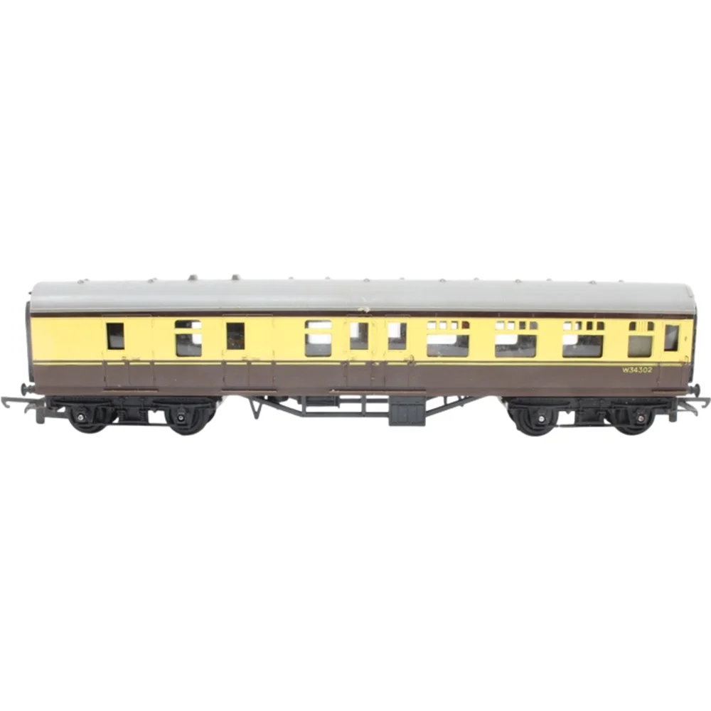 Tri-ang R.329 — Side Elevation Left Direction by Tri-ang